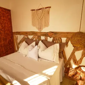  Quarto em Acomodações Particulares Casa Oeruem Brasil